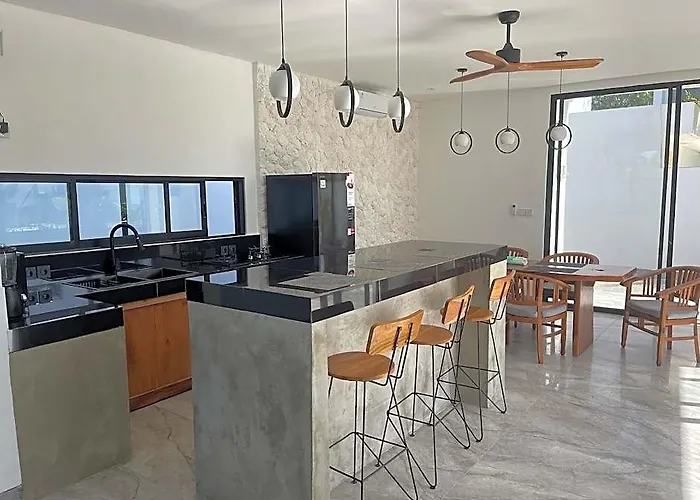 Villa Spacious Mila, Bingin *